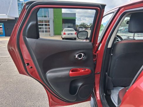 Used 2012 Nissan Juke SV AWD/4WD image 15