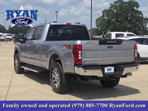 Certified 2022 Ford F250 Lariat w/ Lariat Ultimate Package AWD/4WD image 4