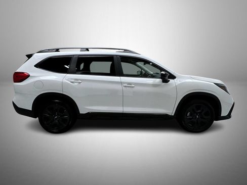 Used 2025 Subaru Ascent Bronze Edition AWD/4WD image 4