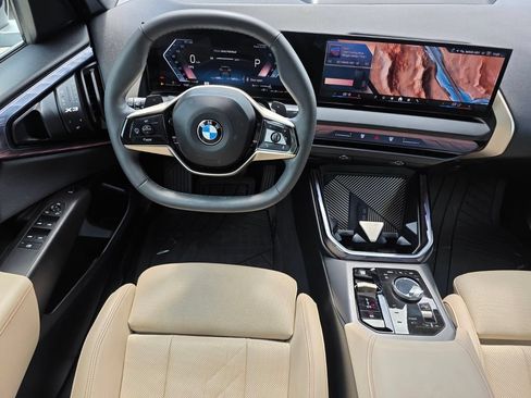 Certified 2025 BMW X3 xDrive30i w/ Convenience Package AWD/4WD image 12