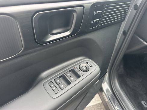 New 2026 Hyundai Santa Fe Calligraphy FWD image 16