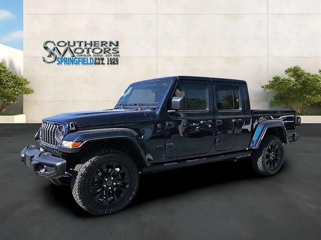 Used 2025 Jeep Gladiator Sport AWD/4WD image 41