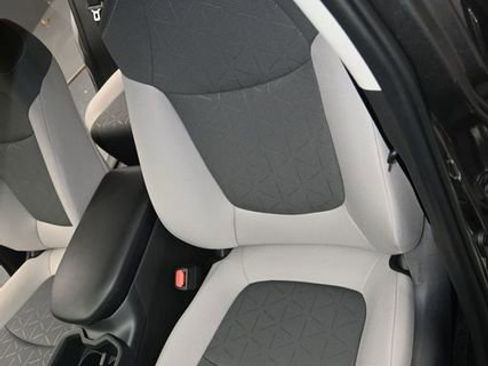 Used 2025 Toyota RAV4 XLE image 11