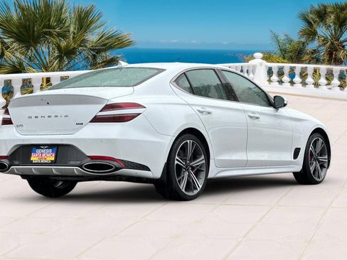 Used 2025 Genesis G70 3.3T Advanced image 5