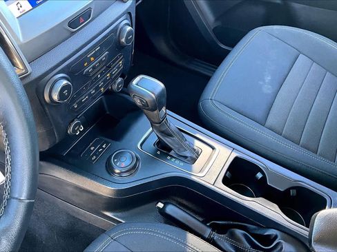 Used 2019 Ford Ranger XLT w/ Equipment Group 301A Mid image 16