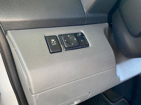 Used 2018 Nissan NV200 SV FWD image 45
