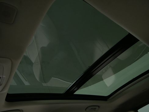 Used 2020 Buick Envision Premium w/ Driver Confidence Package image 31