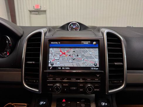 Used 2014 Porsche Cayenne GTS AWD/4WD image 15