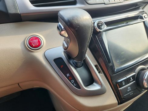 Used 2014 Honda Odyssey Touring Elite image 50
