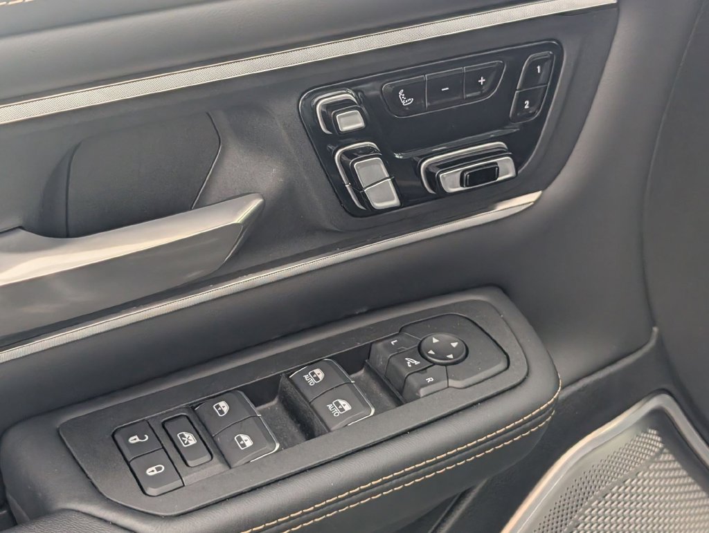 Used 2026 RAM 1500 Tungsten AWD/4WD image 11