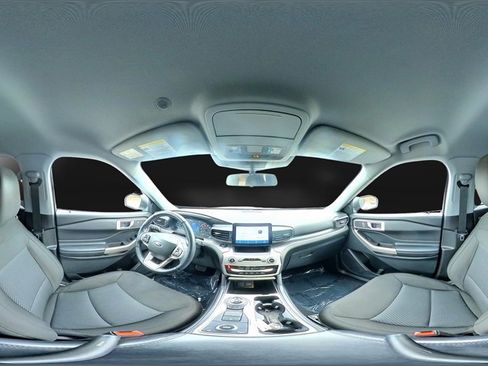 Used 2022 Ford Explorer XLT image 33