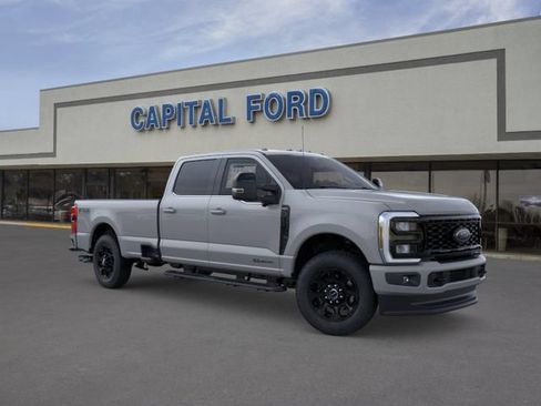 New 2026 Ford F350 Lariat w/ Black Appearance Package AWD/4WD image 7