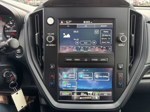 Certified 2025 Subaru Impreza 2.0i image 36