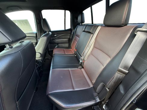 Used 2022 Honda Ridgeline Black Edition image 16