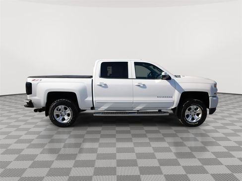 Used 2017 Chevrolet Silverado 1500 LT w/ All Star Edition image 4
