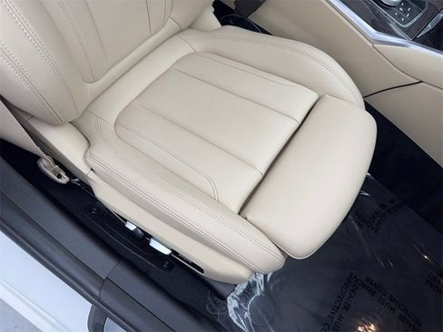 Used 2019 BMW 330i Sedan w/ Driving Assistance Package image 45