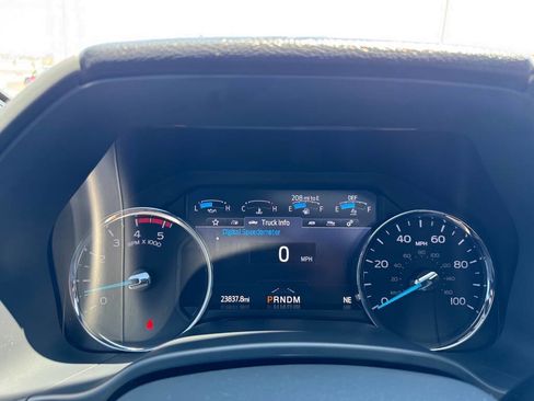 Used 2022 Ford F350 Platinum image 25