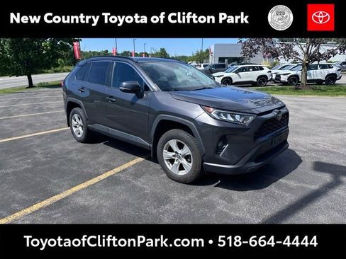 Used 2020 Toyota RAV4 XLE w/ Convenience Package AWD/4WD image 1