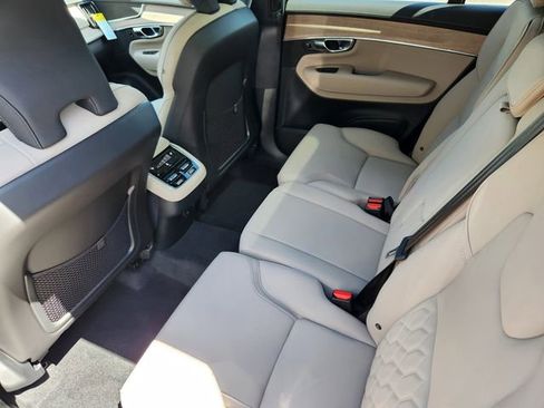 New 2025 Volvo XC90 B5 Core w/ Protection Package Premier image 10