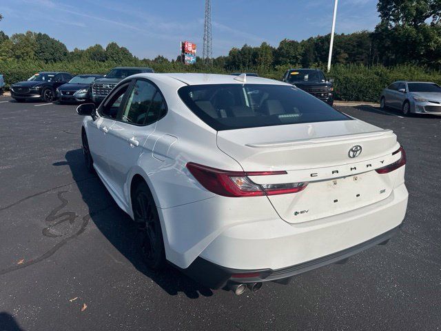 Used 2025 Toyota Camry SE FWD image 7