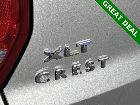 Used 2017 Ford Explorer XLT w/ Equipment Group 202A image 10