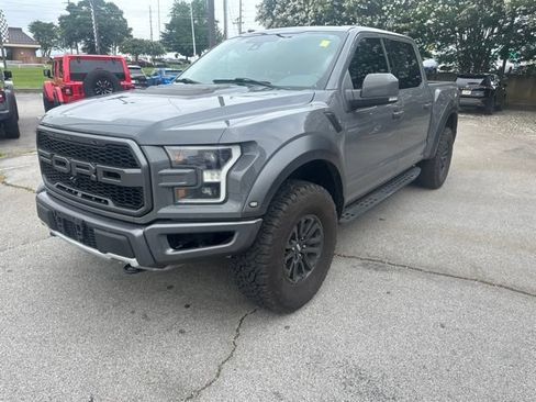 Used 2018 Ford F150 Raptor w/ Equipment Group 802A Luxury AWD/4WD image 6