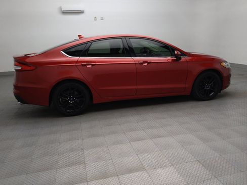 Used 2020 Ford Fusion SE w/ Equipment Group 151A FWD image 10