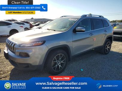Used 2015 Jeep Cherokee Latitude w/ Comfort/Convenience Group