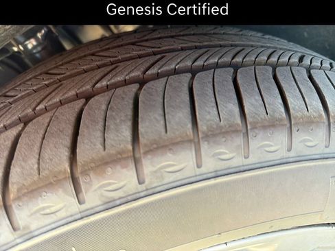 Certified 2026 Genesis GV70 2.5T Advanced AWD/4WD image 18