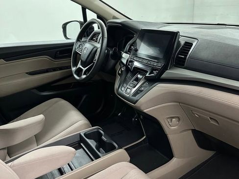 Used 2018 Honda Odyssey EX image 39