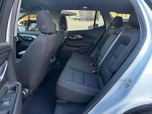 Used 2023 GMC Terrain SLE image 16