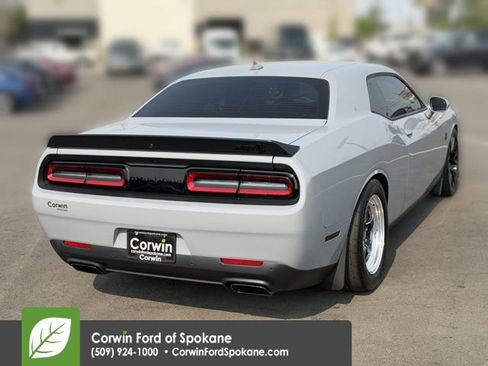 Used 2022 Dodge Challenger SRT Hellcat w/ Plus Package RWD image 13