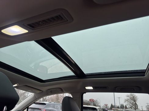 Used 2021 Subaru Ascent Limited w/ Technology Package image 15