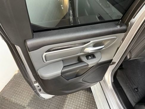 Used 2022 RAM 1500 Big Horn AWD/4WD image 31