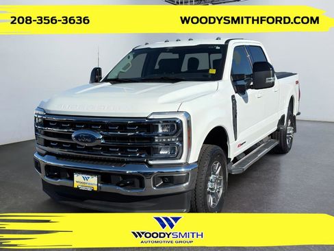 Used 2024 Ford F350 Lariat image 1