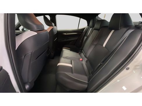 Used 2025 Toyota Camry SE FWD image 16