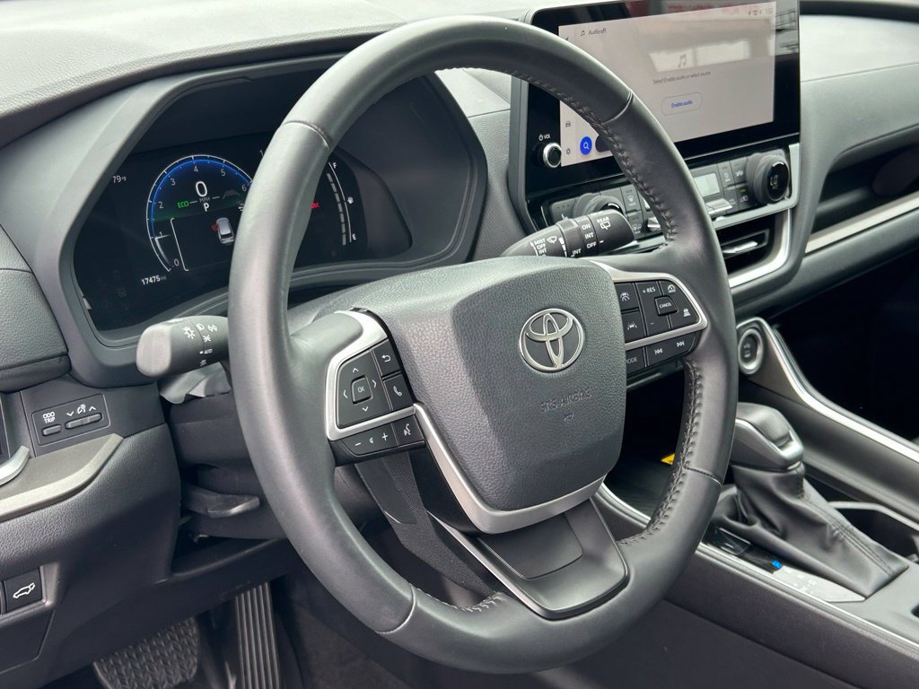 Used 2026 Toyota Grand Highlander FWD image 17