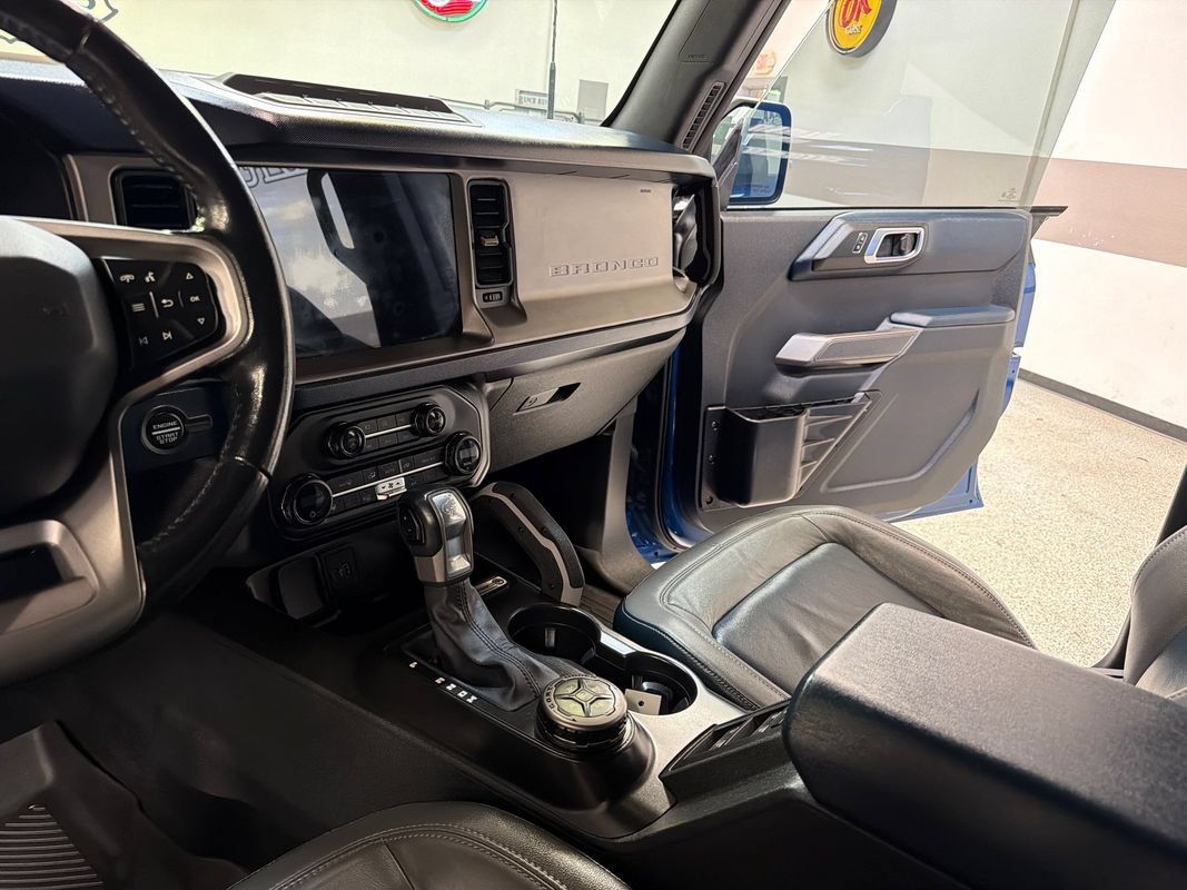 Used 2021 Ford Bronco First Edition AWD/4WD image 30