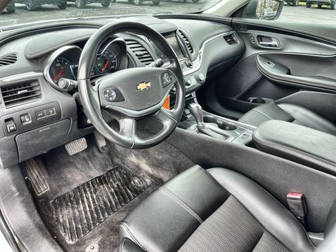Used 2016 Chevrolet Impala LT w/ Convenience Package FWD image 10