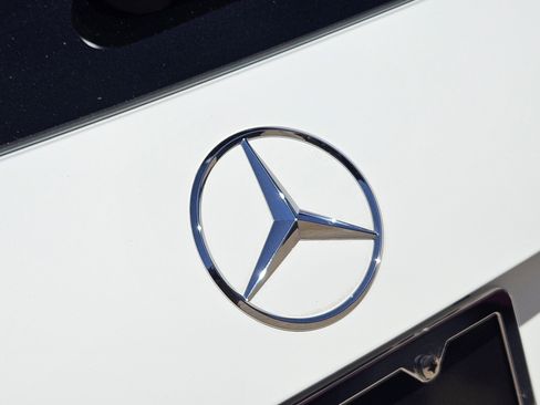 Certified 2026 Mercedes-Benz GLA 250 image 9