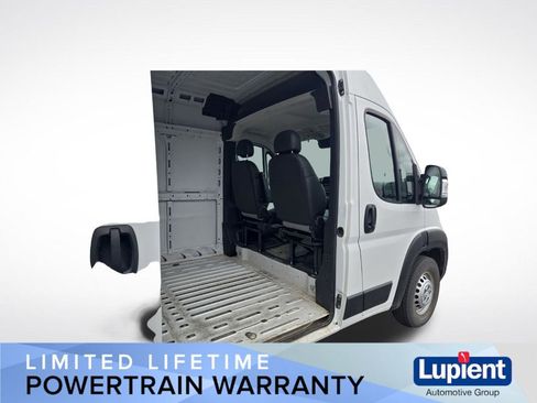 Used 2025 RAM ProMaster 2500 w/ Convenience Group FWD image 16