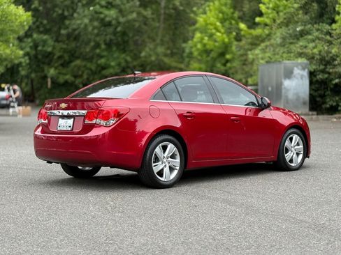 Used 2014 Chevrolet Cruze Diesel FWD image 3