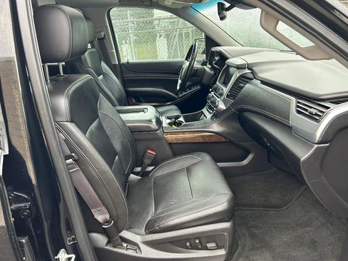 Used 2016 Chevrolet Suburban LT AWD/4WD image 16