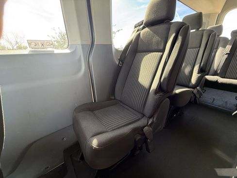 Used 2019 Ford Transit 350 XLT image 24