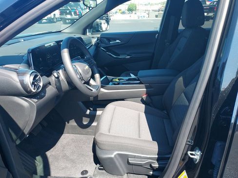 New 2027 Chevrolet Equinox LT FWD image 13