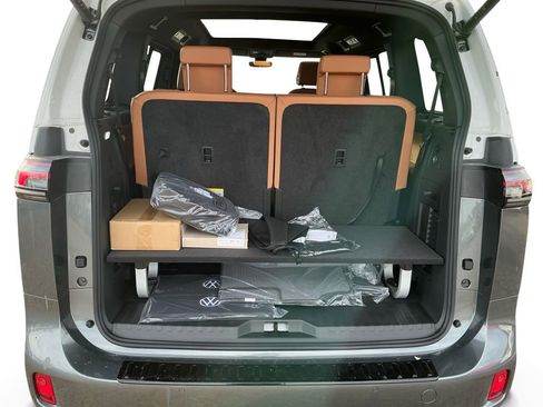 New 2025 Volkswagen ID. Buzz Pro S Plus image 21