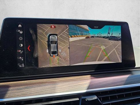 Used 2019 BMW M550i xDrive image 14