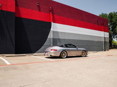 Used 2002 Porsche 911 Carrera 4 image 41