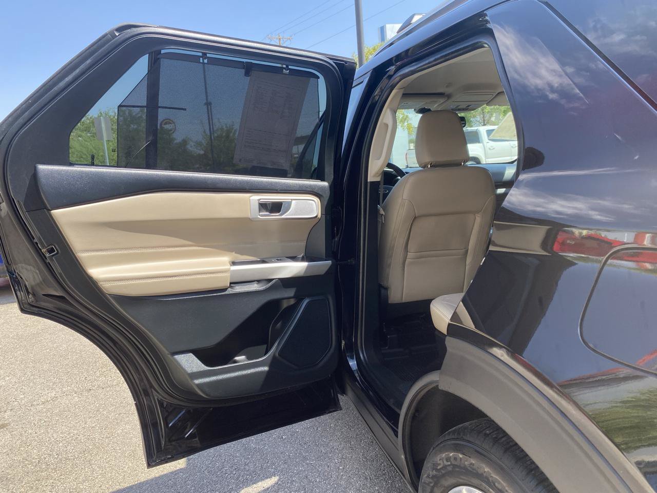 Used 2022 Ford Explorer XLT RWD image 16