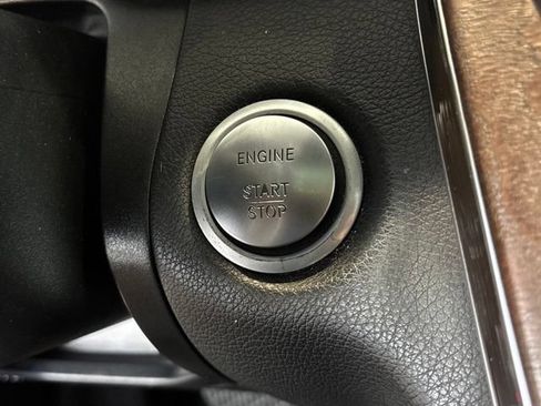 Certified 2017 Mercedes-Benz C 300 Coupe image 26